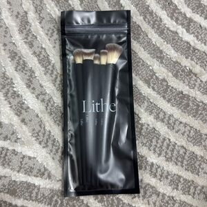 Lithe every day brush set